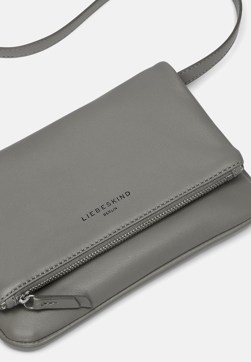 Liebeskind Berlin ALOE S GEFALTETE - Umhngetasche - taubengrau/hellgrau -  Zalando