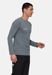 Mammut ASSOS X MAMMUT TACTICA TECH T5 - Langarmshirt - strata
