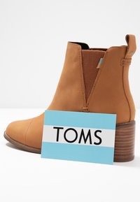 TOMS Botines bajos - beige