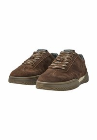 Brown suede sneakers featuring a cushioned sole, fabric laces with a textured pattern, and logo detail on the tongue.