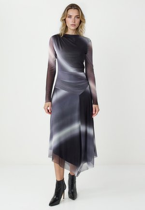 ROUND NECK LONG SLEEVE PATTERNED MIDI - Day dress - grey