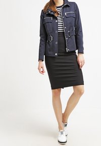 MICHAEL Michael Kors Mezisezónní bunda  - dark blue