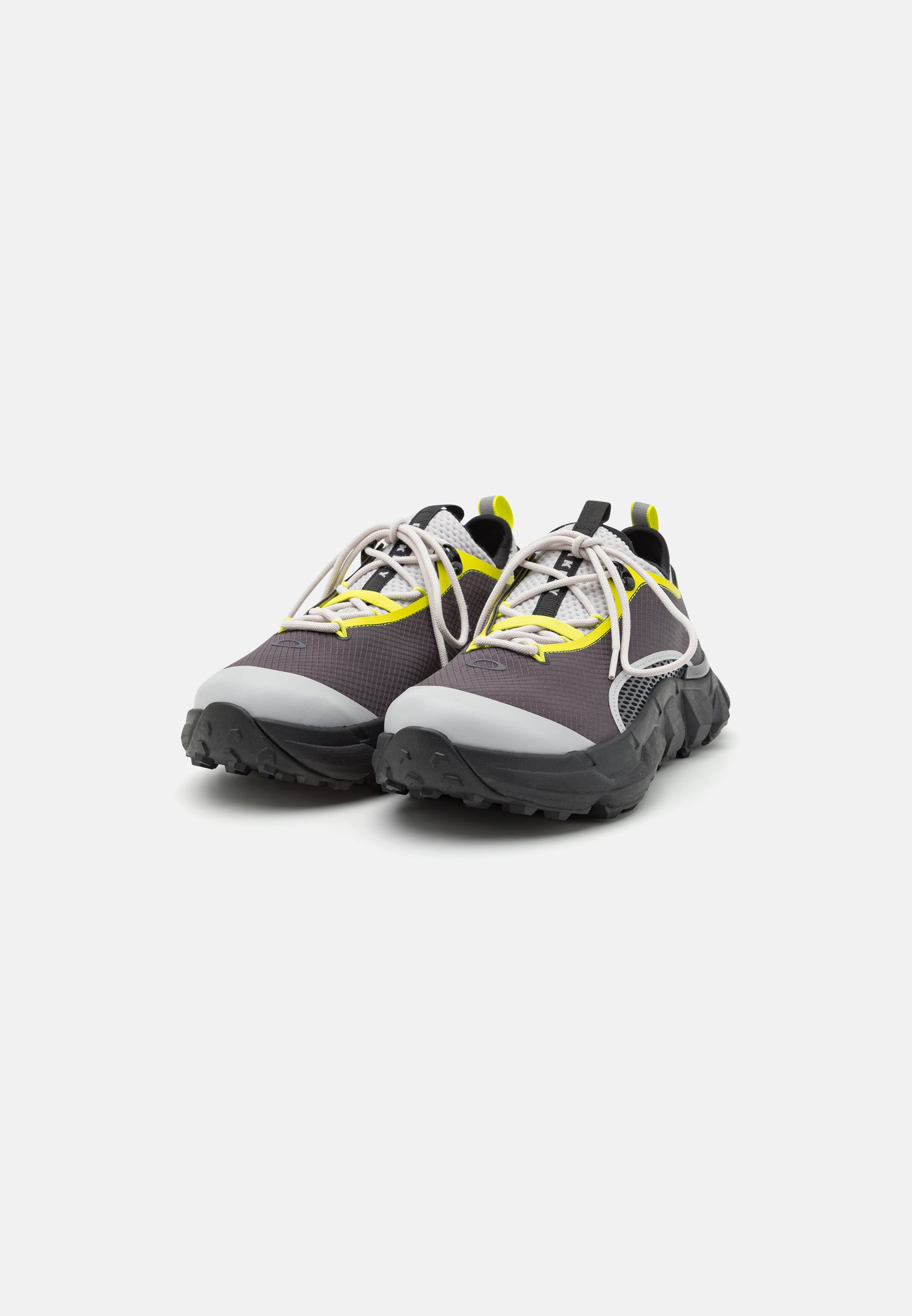 Oakley LIGHT SHIELD - Scarpa da hiking - grey/yellow/grigio