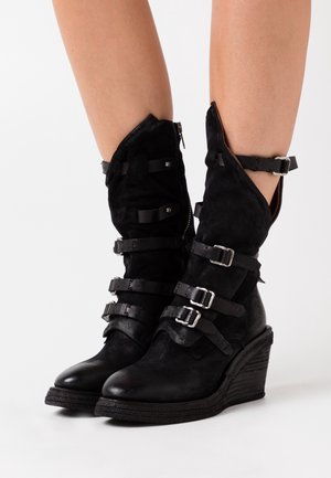 A.S.98 Botas de cuña - black