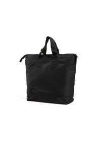 Svart nylon tote-väska med dubbla handtag upptill, dragkedjestängning och en strukturerad form. Har en slät yta och en minimalistisk design.