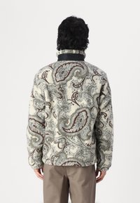Jack & Jones JORVESTERBRO srebrny