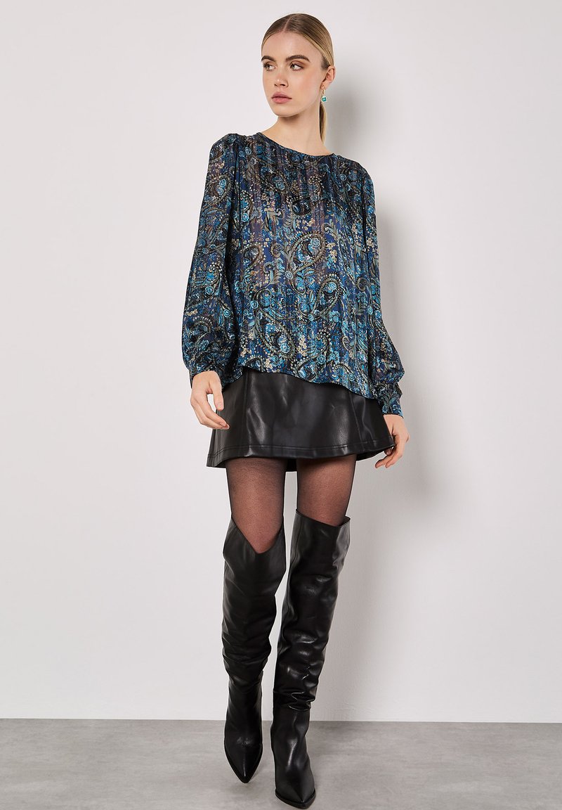 Apricot Blouse donkerblauw