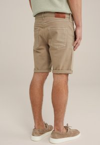 WE Fashion BLUE RIDGE - Džinsiniai šortai - beige