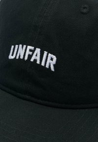 UNFAIR ATHLETICS SNAPBACK - Pet - black