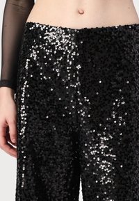 Rouge Edit VIBORYA TROUSER - Kelnės - meteorite