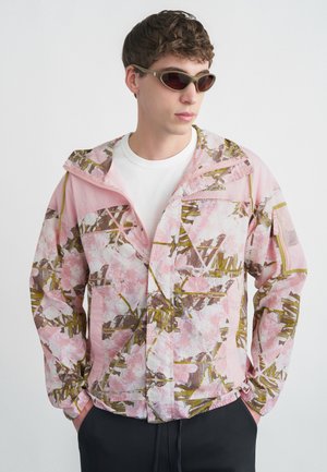 Ελαφρύ μπουφάν - light pink