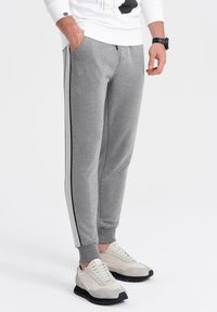 Ombre Jogginghose - grey melange