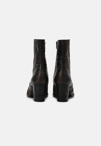 Lazamani Botines camperos - bronze