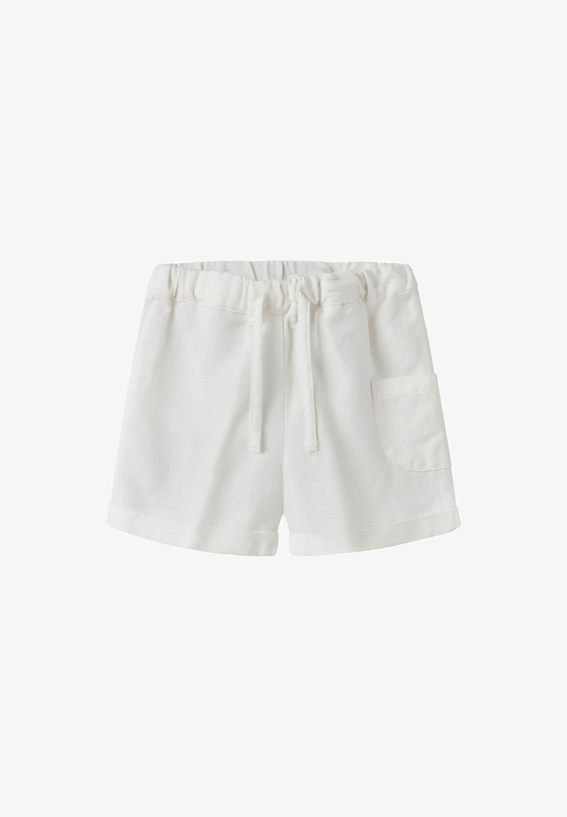 Shorts bianchi in cotone con cintura elastica e cordino, caratterizzati da una tasca laterale e un orlo arrotolato. Texture morbida e vestibilità rilassata.