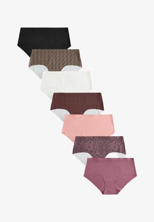 Șapte chiloți hipster fără cusături pentru femei, în negru, imprimeu leopard, alb, maro cu puncte albe, roz, imprimeu de șarpe mov și culoarea mauve.