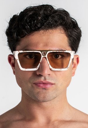 Sunglasses - red