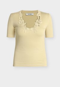 Δεν επιλέχθηκε, wood pulp