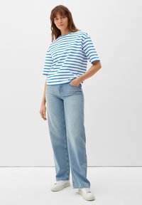 s.Oliver MIT STREIFEN - T-Shirt print - royalblau
