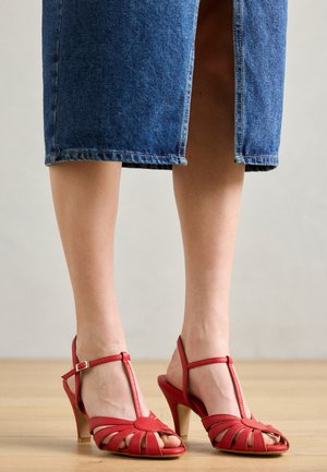 Sandals - dream flame scarlet