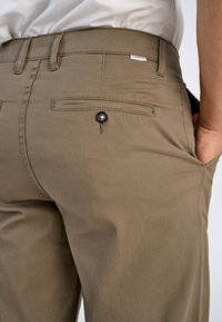 Lindbergh Pantalon classique - dk stone