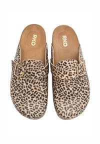 Klucz na klamrach w cętki z tylną podstawą w odcieniu brązu. Posiada szeroki pasek z złotym zapięciem. Gładka tekstura i okrągły kształt noska.