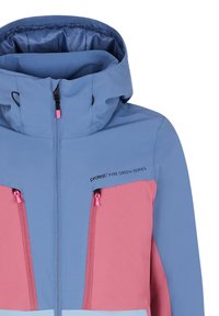 Giacca impermeabile blu e rosa, caratterizzata da cerniere, colletto alto e cappuccio. Include tasche sul petto con dettagli a contrasto.