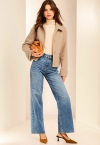 Lipsy PETITE FIT - ADJUSTABLE TAB  - Vasaras jaka - nude