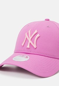 New Era FEMALE LEAGUE 9FORTY® - Cappellino - pink