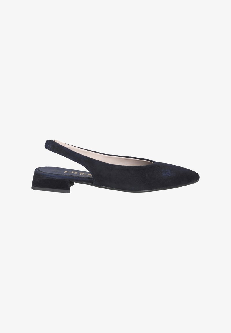 Navyblaue Wildleder-Slingback-Ballerinas mit einer spitzen Zehenform und niedrigem Absatz, mit einem Ausschnitt-Design an der Ferse und einem glatten Innenfutter.