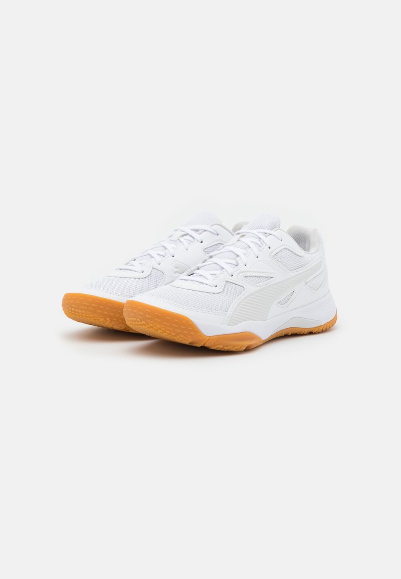 Herren Sportbekleidung | Puma SOLARFLASH Handballschuh white/nimbus cloud/weiß - OA80832 Herren Sportbekleidung | Puma SOLARFLASH Handballschuh white/nimbus cloud/weiß - OA80832