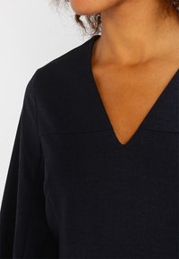 Selected Femme Vestido informal - blue