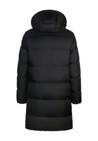 Doudoune noire avec capuche, présentant un design matelassé, une texture rembourrée et des manches longues. Mi-longue avec un ourlet droit.