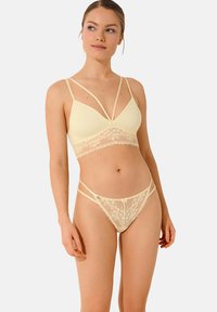 Lisca STRING SUNSET  CHEEK - String - ivoire