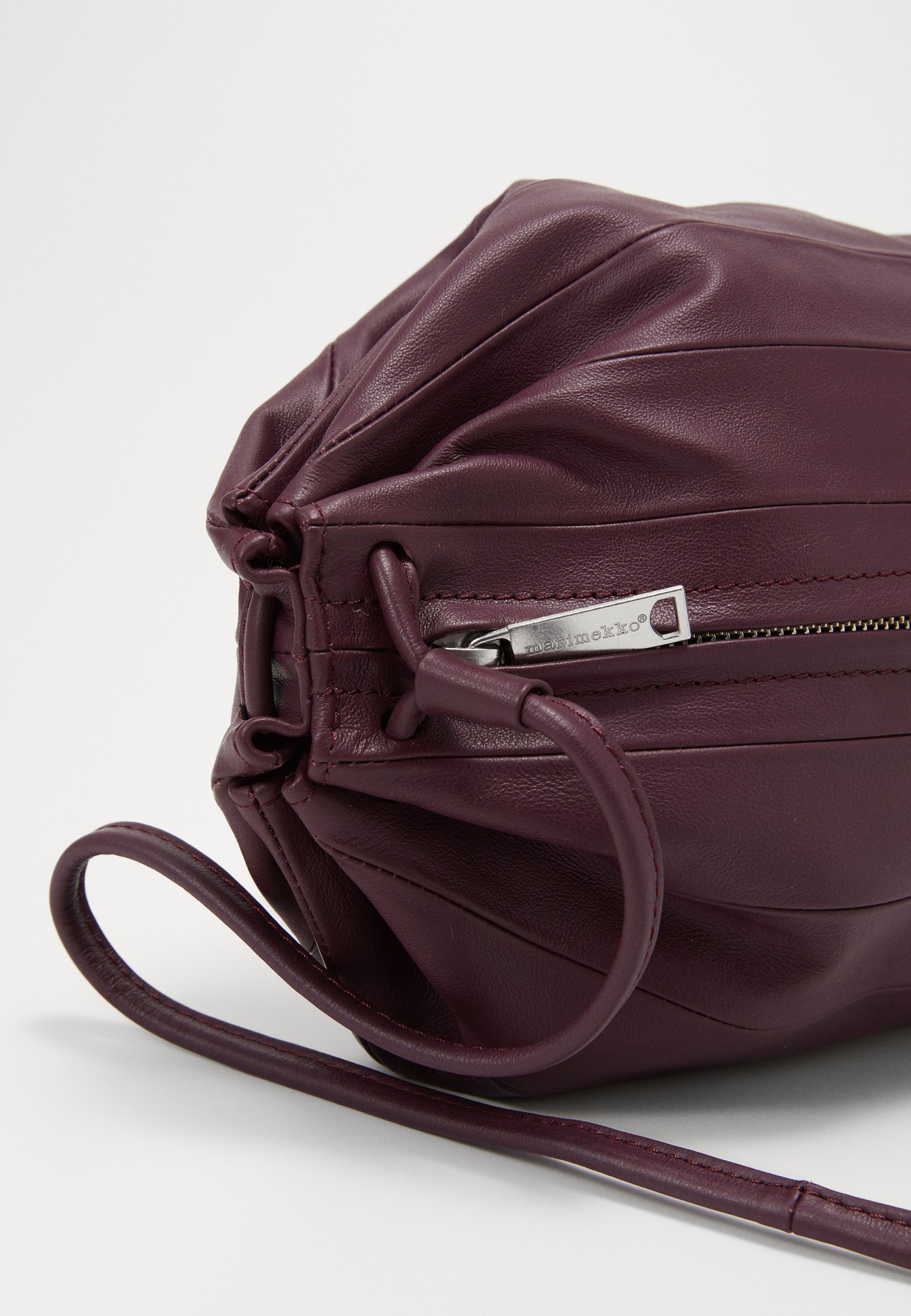 Marimekko KARLA BAG Håndveske wine redvinrød Zalando.no Marimekko KARLA BAG Håndveske wine redvinrød Zalando.no