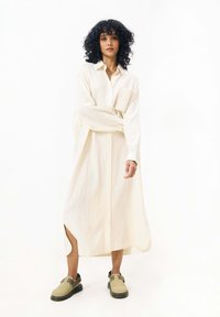 FRNCH CINDEL - Blusenkleid - creme