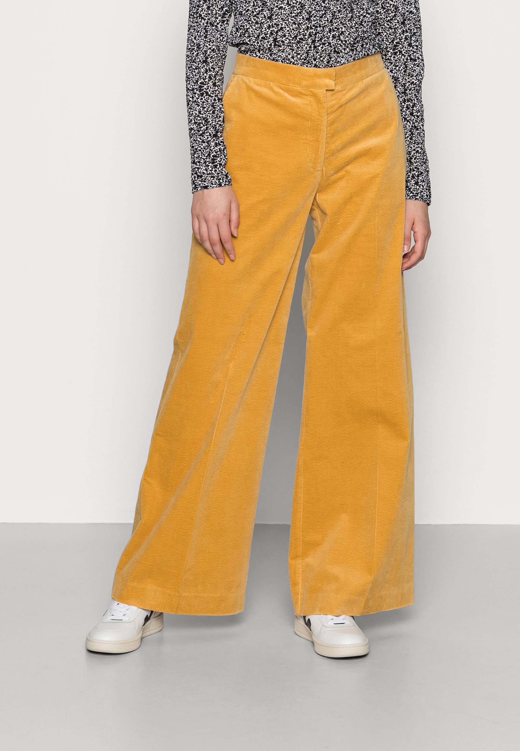 Samsoe Samsoe Black Gedione Pants – Fifty5a