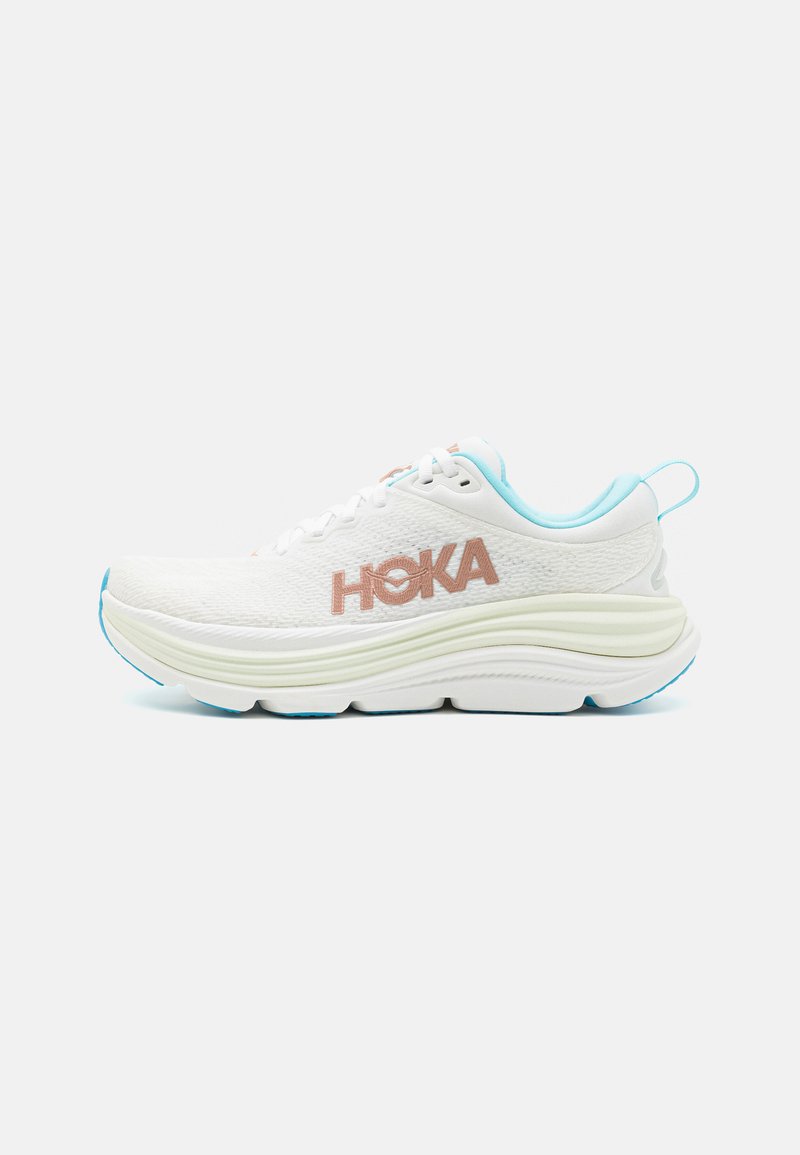 HOKA GAVIOTA 5 - Tekaški copati za cesto - frost/rose gold