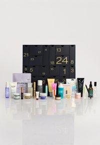 ADVENT CALENDAR 2025 - Beauty-adventskalender