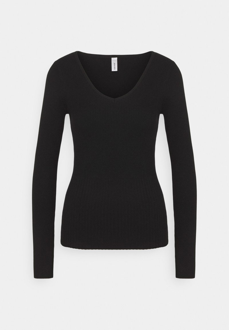 Pull noir ajusté à manches longues avec encolure en V et texture côtelée, présenté à plat sur un fond blanc uni.