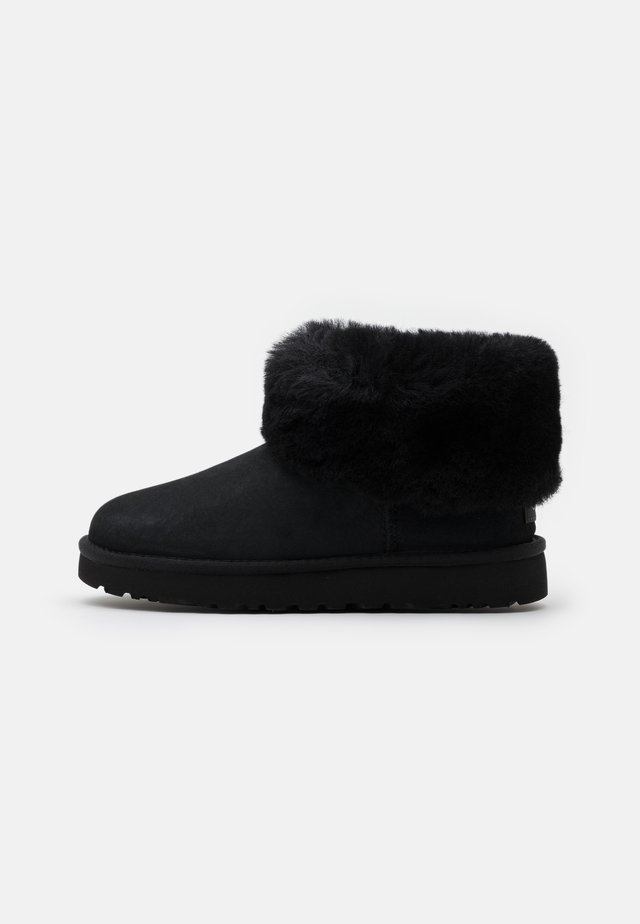 CLASSIC MINI FLUFF - Bottines - black