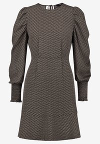 Musta mekko, jossa on puffeilla pitkät hihat, pyöreä kaula-aukko ja röyhelöhelma. Mekossa on pieni geometrinen kuvio ja takana nauhakiinnitys.