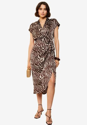 SHORT SLEEVE WRAP MIDI - Robe de jour - chocolate brown