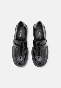 Monki Slip-ins - black