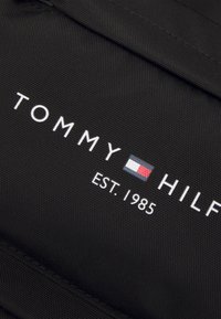 Tommy Hilfiger ESTABLISHED UNISEX - Rygsække - black