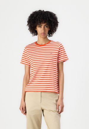 REGULAR STRIPED SHIELD  - Trükipildiga T-särk - orange red