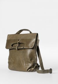 Aunts & Uncles MRS MINCE PIE - Tagesrucksack - dark olive