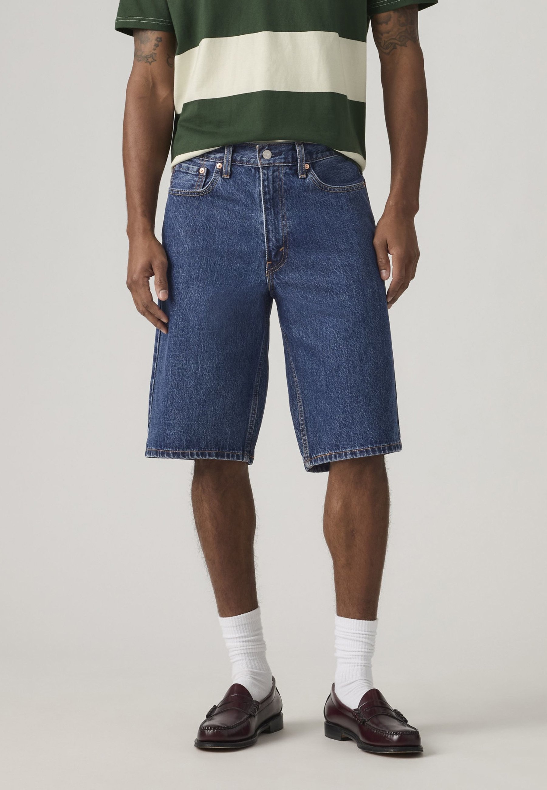 Levi's® 470® BAGGY SHORTS - Denim shorts - night run/blue denim