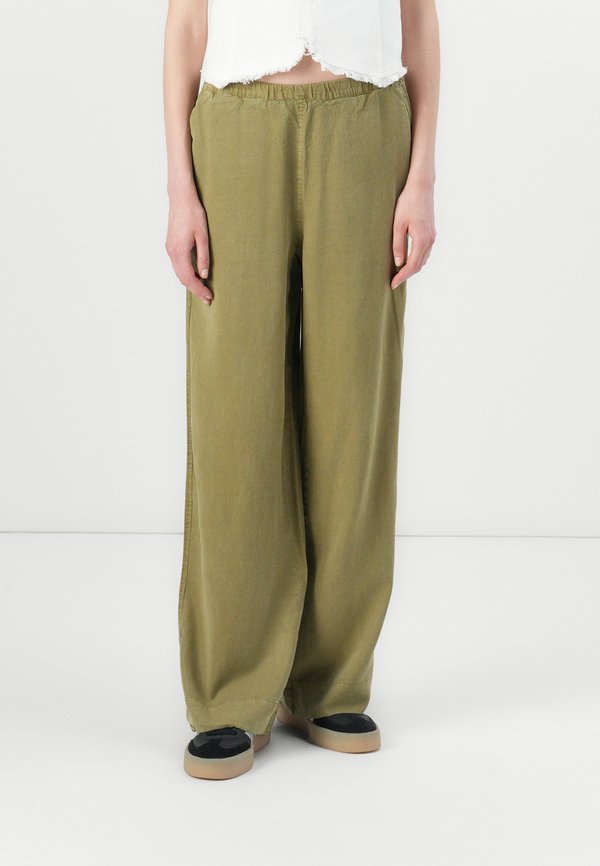 TROUSERS MAIO GREEN - Stoffhose