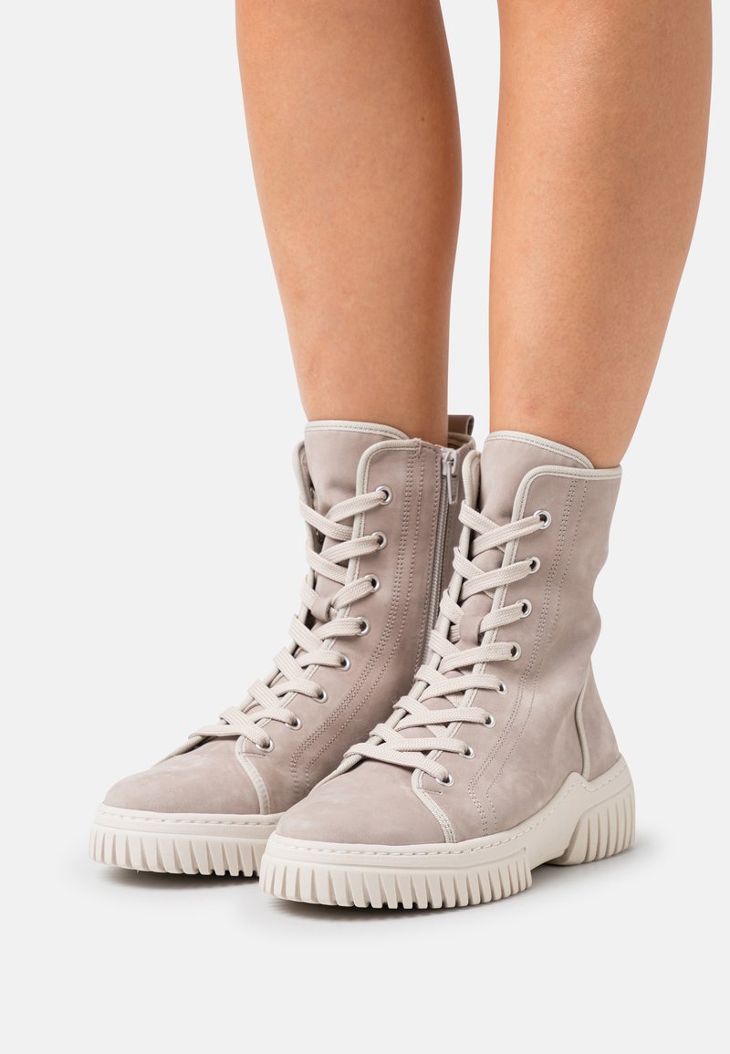 salomon speedtrak womens