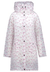 Vattentät regnjacka med vit bas och mönster av rosa flamingos. Har huva, knäppning med knappar och två framfickor.